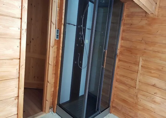 Spacious Near Veluwe *