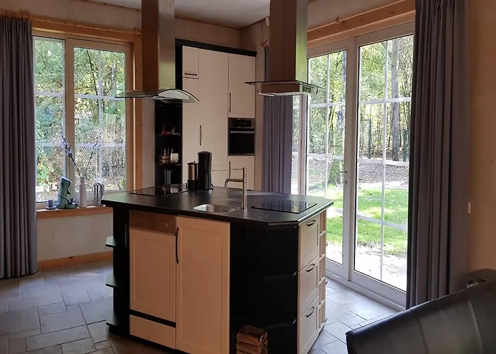 Spacious Near Veluwe *