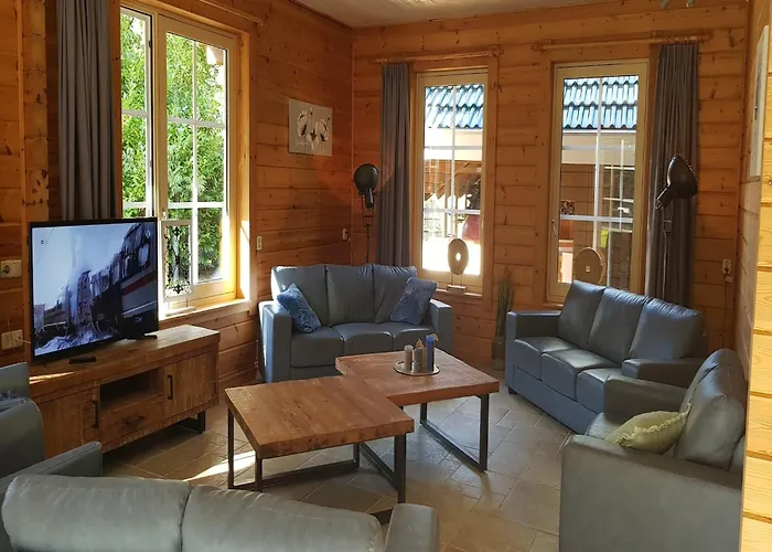 Spacious Near Veluwe *