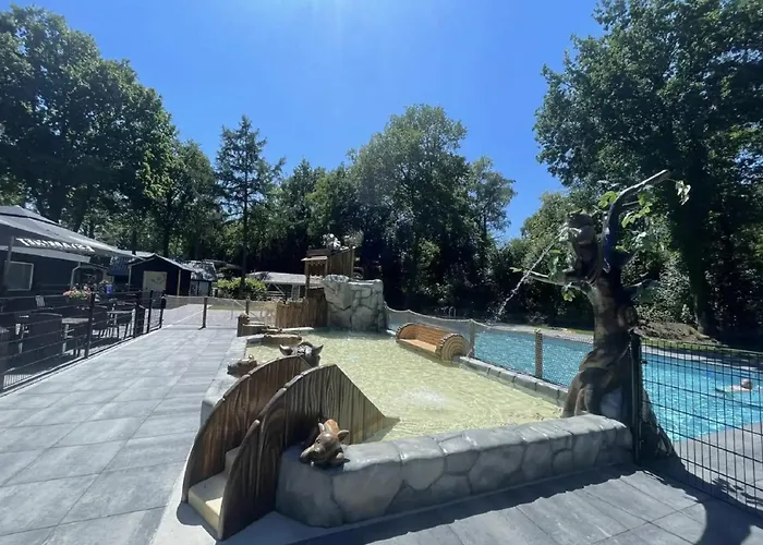 Spacious Near Veluwe Vakantiehuis